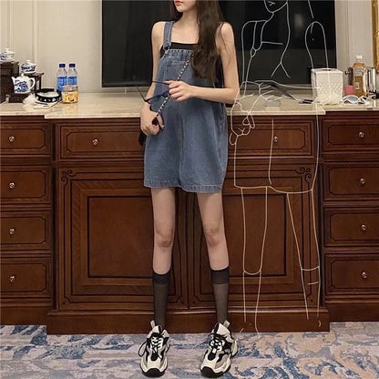 Korean Version of Cute and Fresh Denim Overalls Dress. A New Summer Retro Mid-length Loose Slits Dress with Pockets for Women