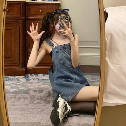 Korean Version of Cute and Fresh Denim Overalls Dress. A New Summer Retro Mid-length Loose Slits Dress with Pockets for Women