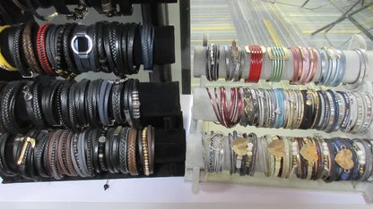 2024 Accessories for Men Braided Rope Simple Personality Wholesale Luxury Alloy Clasp Men Jewelry Leather Bracelet