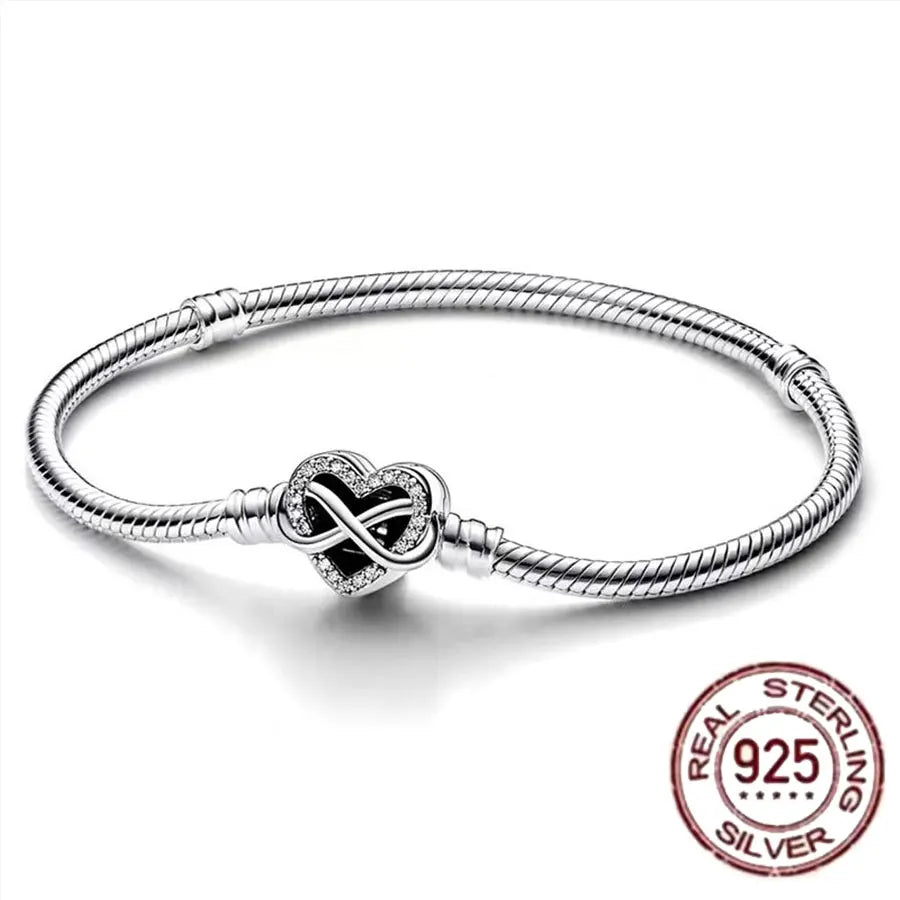 The best-selling S925 sterling silver heart-shaped crown snake bone chain is perfect for the original DlY bracelet! A perfect je