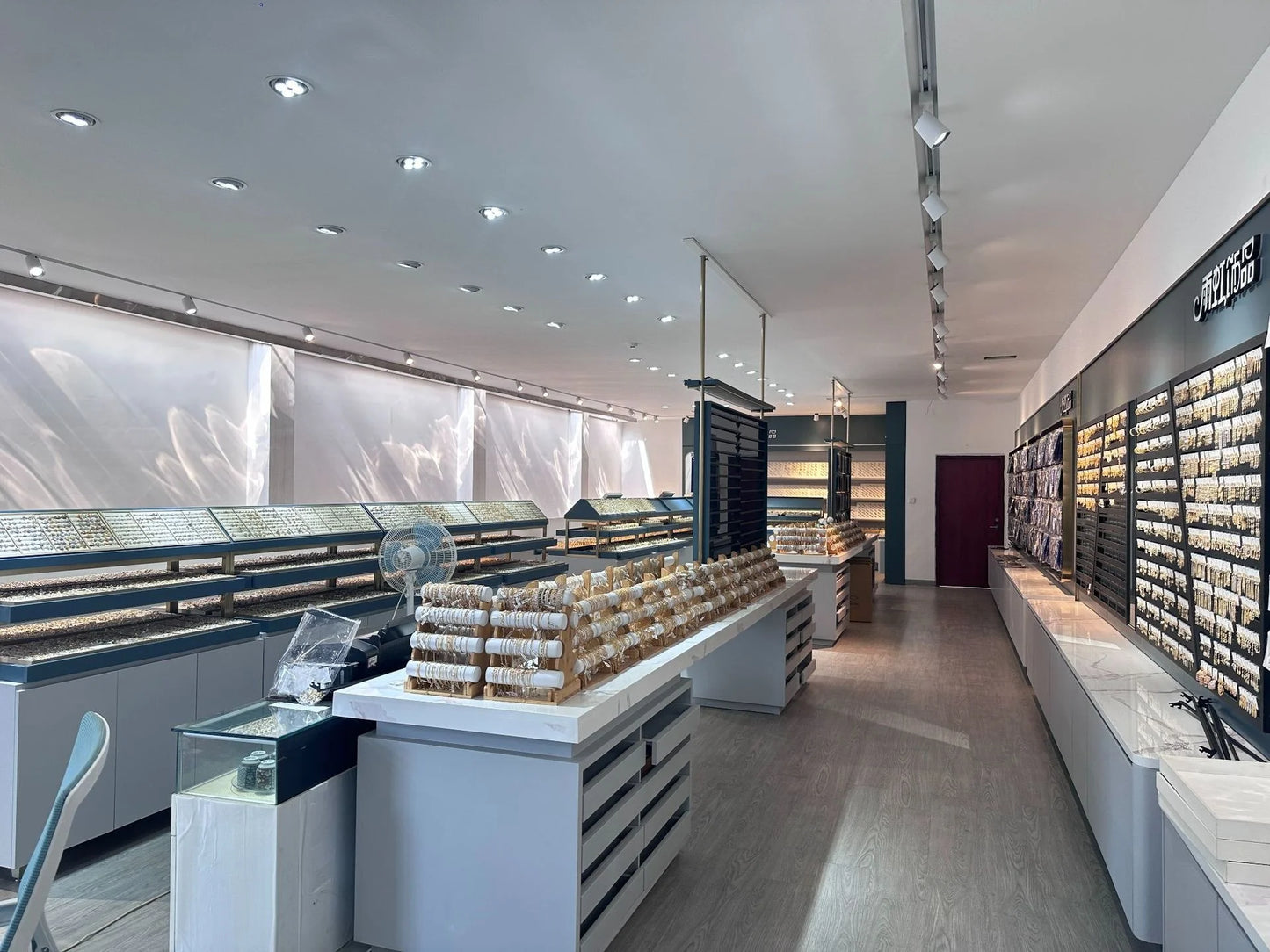 Three Row Zircon Luxury Closed Ring Finger Ring Cross Border Jewelry Gold Plated Copper Elegant Ring for Women Fashionable Ge...