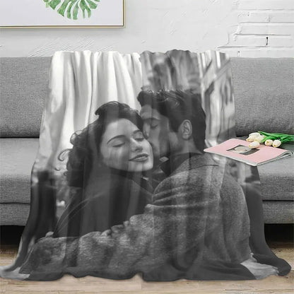 1 Piece of Custom DIY Personalized Photo Blanket for Your Loved One, Flannel Blanket Product - Custom Warm Photos, Soft and Warm, Suitable for Sofa, Bed, Office, Car and Outdoor Travel - All-Season Gift for Men and Women