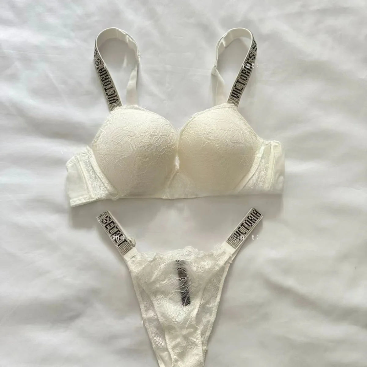 Sexy Diamond Lingerie Set Thickened Shaping Adjustable Bra Ensemble Comfortable Gathered Upper Lift Traditional Style Luxury...