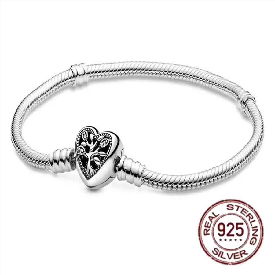 The best-selling S925 sterling silver heart-shaped crown snake bone chain is perfect for the original DlY bracelet! A perfect je