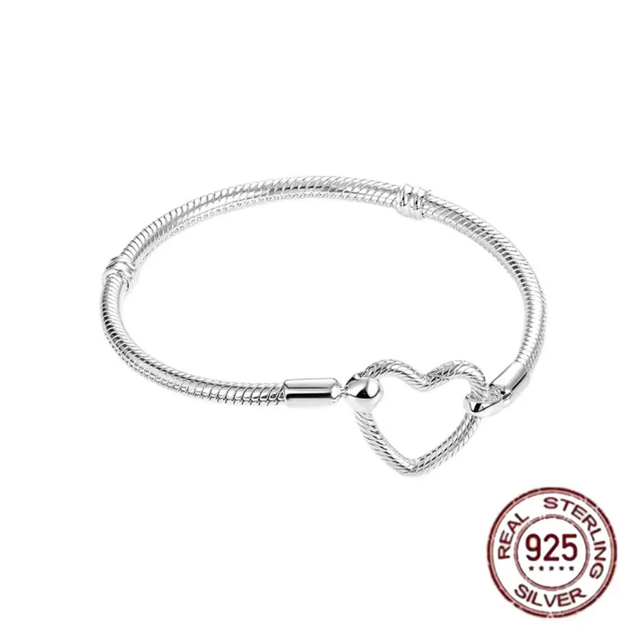 The best-selling S925 sterling silver heart-shaped crown snake bone chain is perfect for the original DlY bracelet! A perfect je