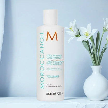 250ML Voluminous Moisturizing Shampoo Smooth Hair Care Conditioner Hair Repairs Gently Cleanses Deeply Nourishing The Scalp