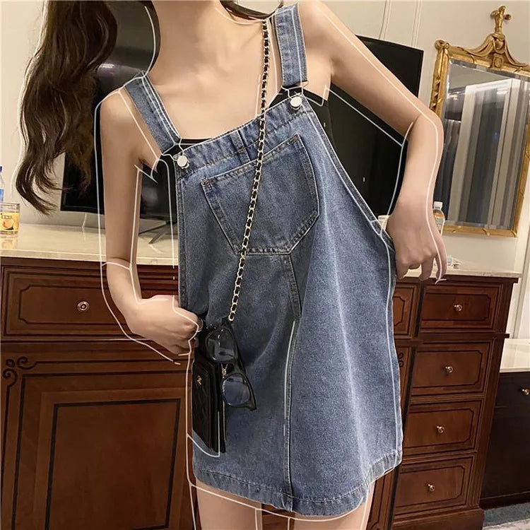 Korean Version of Cute and Fresh Denim Overalls Dress. A New Summer Retro Mid-length Loose Slits Dress with Pockets for Women